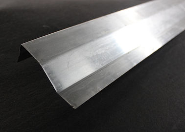 Decorating Metal Suspended Aluminum Ceiling Waved shaped 0.7mm For office ceiling tiles