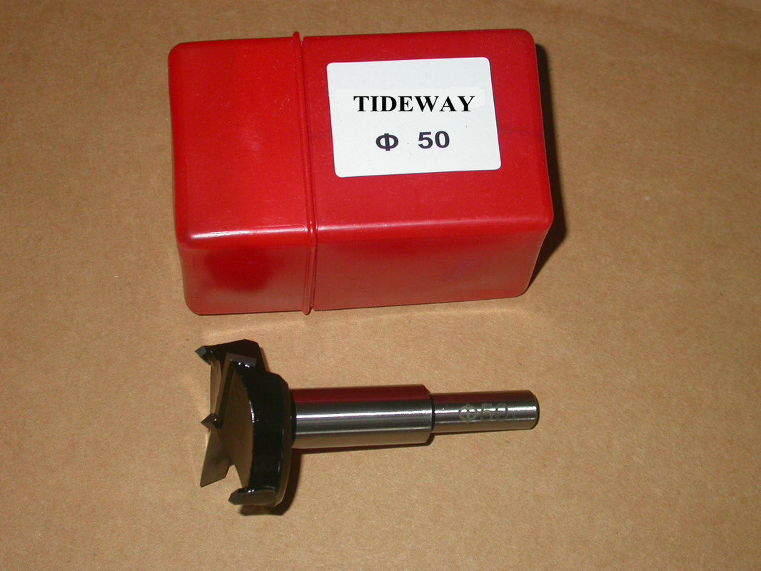 Hinge boring bit with heat treatmen steel body for making through holes